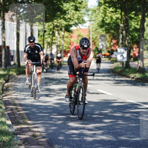 09.08.2026 - GEWOBA Citytriathlon Bremen Michael Burmester http://msf.ph/oto/9944376 09.08.2026 10:32:58 Radfahren 1, 103, 173, 305, 330, 353, 370, 413, 419, 452, 457, 486, 493, 503, 508, 526 meine-sportfotos.de