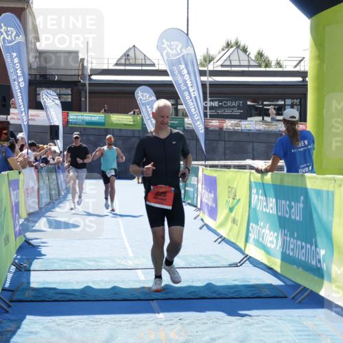 09.08.2026 - GEWOBA Citytriathlon Bremen Yannick Fuchs http://msf.ph/oto/9944479 09.08.2026 14:18:01 Ziel 826, 1117 meine-sportfotos.de