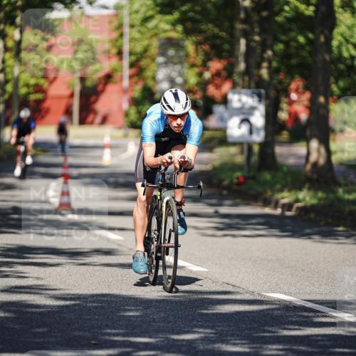 09.08.2026 - GEWOBA Citytriathlon Bremen Michael Burmester http://msf.ph/oto/9944497 09.08.2026 10:33:42 Radfahren 215, 280, 282, 331, 455, 492, 510, 532 meine-sportfotos.de
