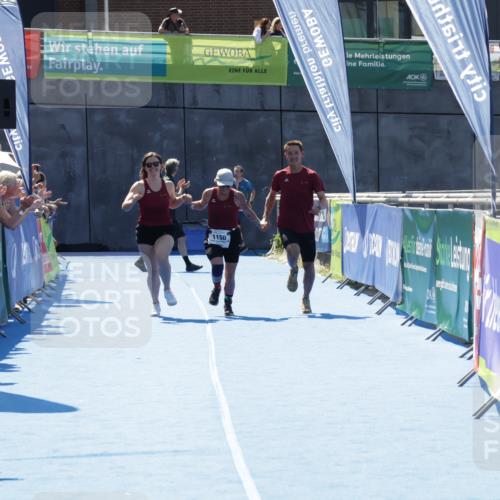 09.08.2026 - GEWOBA Citytriathlon Bremen Yannick Fuchs http://msf.ph/oto/9944517 09.08.2026 14:18:25 Ziel 1150 meine-sportfotos.de