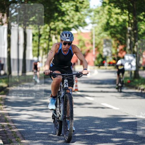 09.08.2026 - GEWOBA Citytriathlon Bremen Michael Burmester http://msf.ph/oto/9944518 09.08.2026 10:33:48 Radfahren 215, 280, 455, 474, 492, 510, 532 meine-sportfotos.de