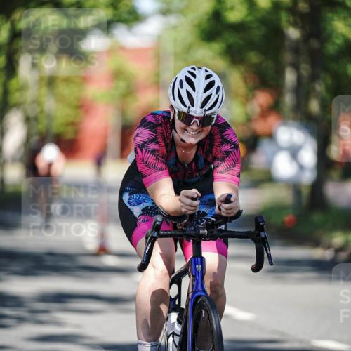 09.08.2026 - GEWOBA Citytriathlon Bremen Michael Burmester http://msf.ph/oto/9944536 09.08.2026 10:33:57 Radfahren 215, 280, 306, 448, 455, 474, 490, 492, 522, 531, 532 meine-sportfotos.de