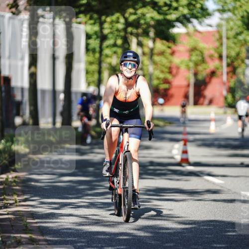09.08.2026 - GEWOBA Citytriathlon Bremen Michael Burmester http://msf.ph/oto/9944552 09.08.2026 10:34:03 Radfahren 292, 306, 448, 474, 490, 495, 522, 531 meine-sportfotos.de