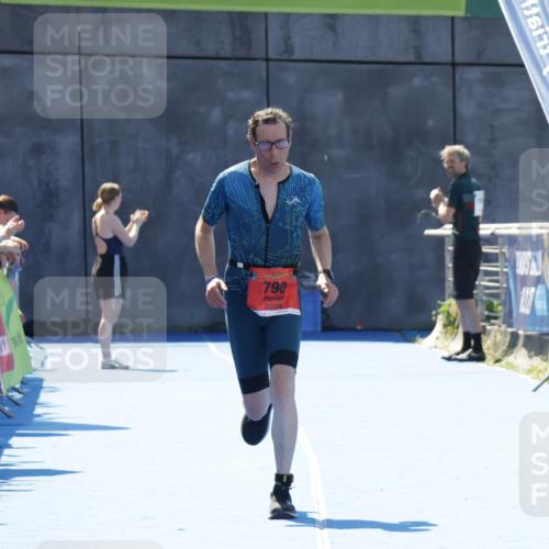 09.08.2026 - GEWOBA Citytriathlon Bremen Yannick Fuchs http://msf.ph/oto/9944554 09.08.2026 14:18:34 Ziel 790, 1150 meine-sportfotos.de