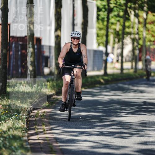 09.08.2026 - GEWOBA Citytriathlon Bremen Michael Burmester http://msf.ph/oto/9944575 09.08.2026 10:34:17 Radfahren 292, 477, 495 meine-sportfotos.de