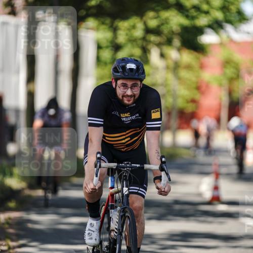 09.08.2026 - GEWOBA Citytriathlon Bremen Michael Burmester http://msf.ph/oto/9944607 09.08.2026 10:34:41 Radfahren 47, 99, 193, 209, 367, 399, 439, 521 meine-sportfotos.de