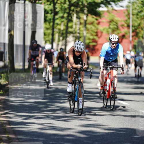 09.08.2026 - GEWOBA Citytriathlon Bremen Michael Burmester http://msf.ph/oto/9944619 09.08.2026 10:34:48 Radfahren 95, 99, 137, 193, 207, 209, 367, 399, 439, 461, 501, 521 meine-sportfotos.de