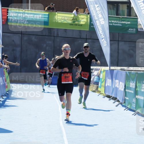 09.08.2026 - GEWOBA Citytriathlon Bremen Yannick Fuchs http://msf.ph/oto/9944662 09.08.2026 14:19:08 Ziel 578, 596, 897 meine-sportfotos.de