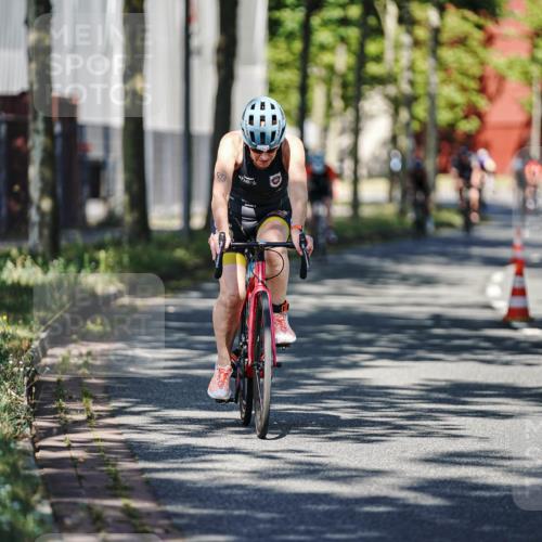09.08.2026 - GEWOBA Citytriathlon Bremen Michael Burmester http://msf.ph/oto/9944665 09.08.2026 10:35:03 Radfahren 95, 137, 143, 207, 461, 501, 513, 514, 527 meine-sportfotos.de