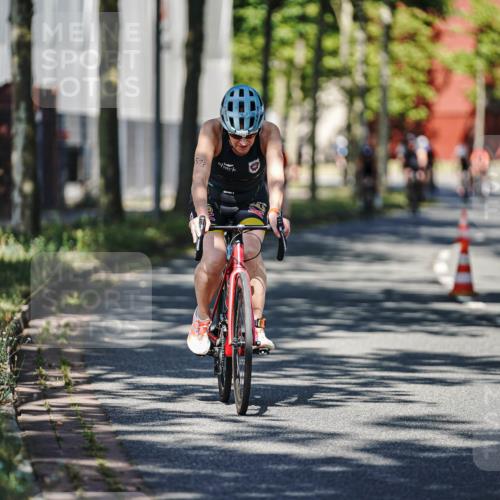 09.08.2026 - GEWOBA Citytriathlon Bremen Michael Burmester http://msf.ph/oto/9944667 09.08.2026 10:35:03 Radfahren 95, 137, 143, 207, 461, 501, 513, 514, 527 meine-sportfotos.de