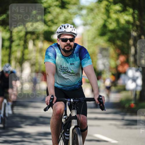 09.08.2026 - GEWOBA Citytriathlon Bremen Michael Burmester http://msf.ph/oto/9944772 09.08.2026 10:35:35 Radfahren 15, 37, 43, 57, 87, 141, 175, 181, 189, 217, 243, 361, 423, 504 meine-sportfotos.de