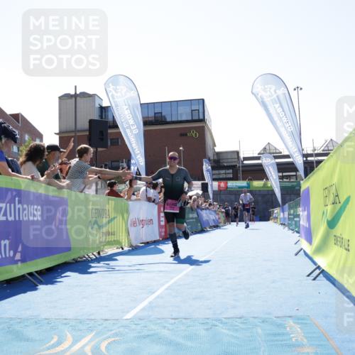 09.08.2026 - GEWOBA Citytriathlon Bremen Yannick Fuchs http://msf.ph/oto/9944844 09.08.2026 14:20:37 Ziel 1002, 1002 meine-sportfotos.de