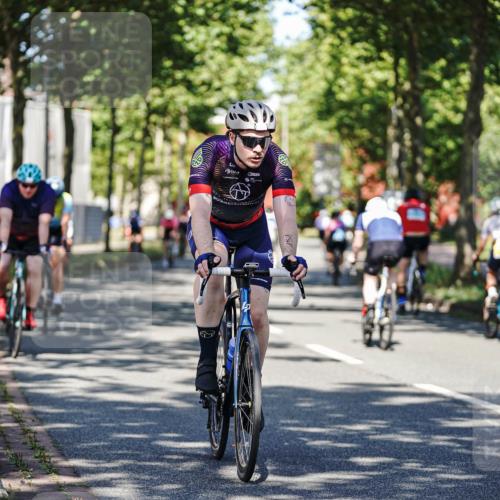 09.08.2026 - GEWOBA Citytriathlon Bremen Michael Burmester http://msf.ph/oto/9944845 09.08.2026 10:35:56 Radfahren 17, 29, 89, 107, 109, 119, 123, 151, 153, 167, 187, 201, 241, 444, 462, 466, 471, 494, 509 meine-sportfotos.de