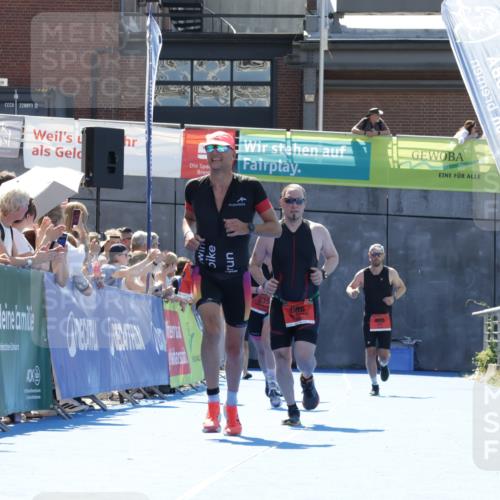 09.08.2026 - GEWOBA Citytriathlon Bremen Yannick Fuchs http://msf.ph/oto/9944932 09.08.2026 14:20:55 Ziel 613, 686, 809, 848 meine-sportfotos.de