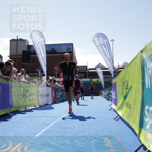 09.08.2026 - GEWOBA Citytriathlon Bremen Yannick Fuchs http://msf.ph/oto/9944940 09.08.2026 14:20:57 Ziel 615, 686, 809, 935 meine-sportfotos.de