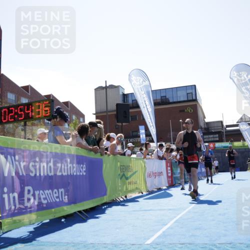 09.08.2026 - GEWOBA Citytriathlon Bremen Yannick Fuchs http://msf.ph/oto/9944949 09.08.2026 14:20:59 Ziel 615, 686, 806, 809, 935 meine-sportfotos.de