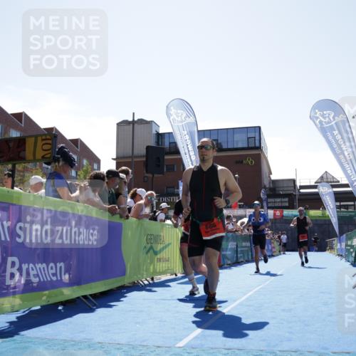 09.08.2026 - GEWOBA Citytriathlon Bremen Yannick Fuchs http://msf.ph/oto/9944957 09.08.2026 14:20:59 Ziel 615, 686, 806, 809, 935 meine-sportfotos.de