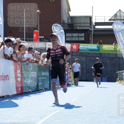 09.08.2026 - GEWOBA Citytriathlon Bremen Yannick Fuchs http://msf.ph/oto/9944983 09.08.2026 14:21:07 Ziel 589, 615, 806 meine-sportfotos.de