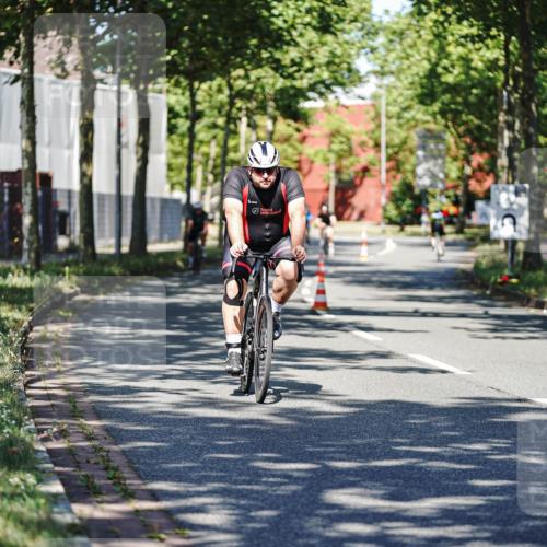 09.08.2026 - GEWOBA Citytriathlon Bremen Michael Burmester http://msf.ph/oto/9945015 09.08.2026 10:36:56 Radfahren 13, 31, 33, 67, 85, 93, 111, 157, 205, 235, 247, 349, 491 meine-sportfotos.de