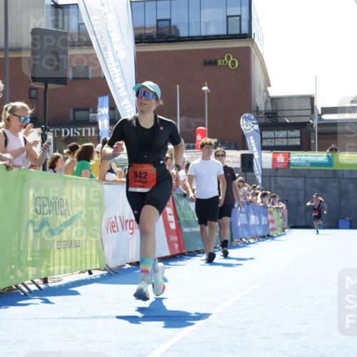 09.08.2026 - GEWOBA Citytriathlon Bremen Yannick Fuchs http://msf.ph/oto/9945020 09.08.2026 14:21:17 Ziel 719, 942 meine-sportfotos.de