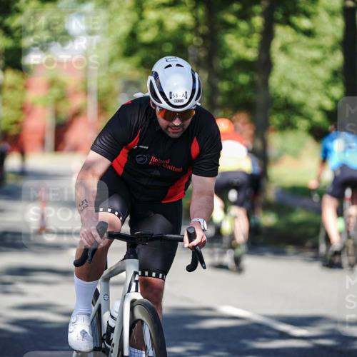 09.08.2026 - GEWOBA Citytriathlon Bremen Michael Burmester http://msf.ph/oto/9945065 09.08.2026 10:37:20 Radfahren 53, 61, 113, 287, 451, 459 meine-sportfotos.de