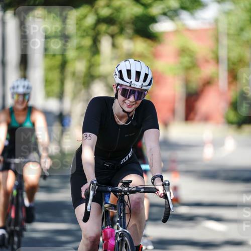 09.08.2026 - GEWOBA Citytriathlon Bremen Michael Burmester http://msf.ph/oto/9945183 09.08.2026 10:38:36 Radfahren 127, 183, 424, 425, 435 meine-sportfotos.de