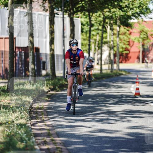 09.08.2026 - GEWOBA Citytriathlon Bremen Michael Burmester http://msf.ph/oto/9945214 09.08.2026 10:38:55 Radfahren 73, 351, 512, 525 meine-sportfotos.de