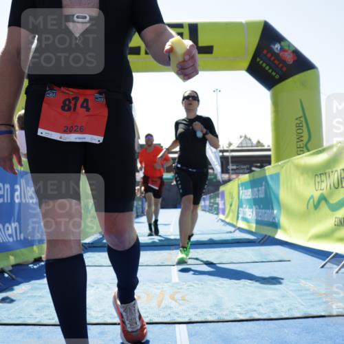 09.08.2026 - GEWOBA Citytriathlon Bremen Yannick Fuchs http://msf.ph/oto/9945256 09.08.2026 14:22:51 Ziel 685, 765, 874, 991 meine-sportfotos.de
