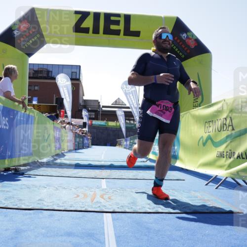 09.08.2026 - GEWOBA Citytriathlon Bremen Yannick Fuchs http://msf.ph/oto/9945312 09.08.2026 14:23:07 Ziel 1003, 1003 meine-sportfotos.de