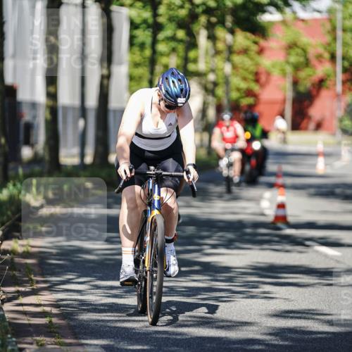 09.08.2026 - GEWOBA Citytriathlon Bremen Michael Burmester http://msf.ph/oto/9945322 09.08.2026 10:40:15 Radfahren 5, 77, 101, 115, 165, 203, 485 meine-sportfotos.de