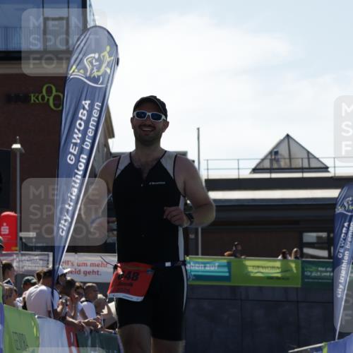 09.08.2026 - GEWOBA Citytriathlon Bremen Yannick Fuchs http://msf.ph/oto/9945364 09.08.2026 14:23:52 Ziel 648, 1107 meine-sportfotos.de