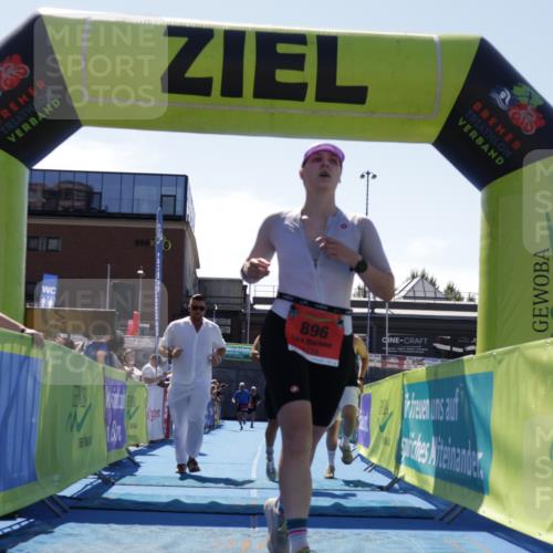 09.08.2026 - GEWOBA Citytriathlon Bremen Yannick Fuchs http://msf.ph/oto/9945398 09.08.2026 14:24:14 Ziel 590, 652, 814, 896 meine-sportfotos.de