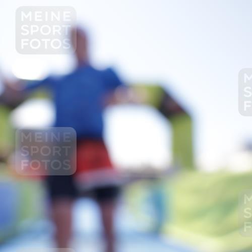09.08.2026 - GEWOBA Citytriathlon Bremen Yannick Fuchs http://msf.ph/oto/9945433 09.08.2026 14:24:22 Ziel 590, 814, 1015, 1015 meine-sportfotos.de
