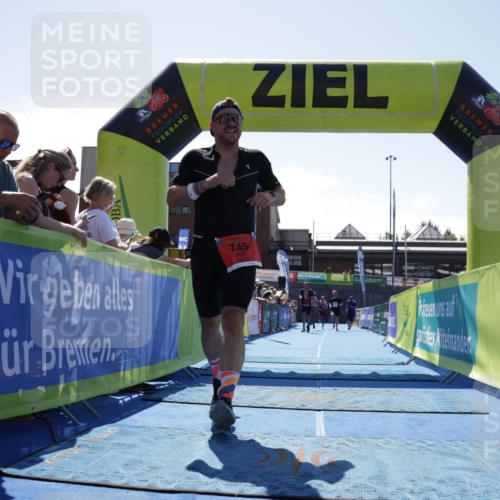 09.08.2026 - GEWOBA Citytriathlon Bremen Yannick Fuchs http://msf.ph/oto/9945526 09.08.2026 14:25:03 Ziel 745, 812, 989, 1157 meine-sportfotos.de