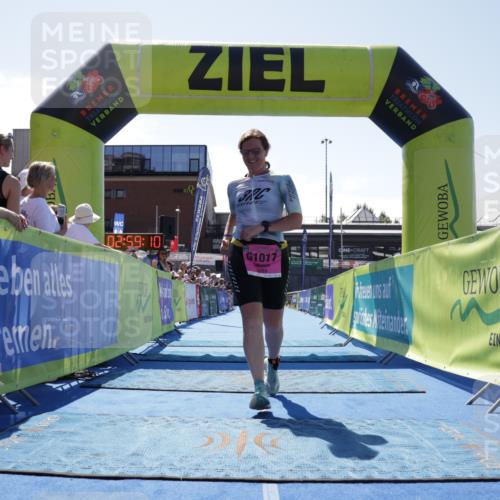 09.08.2026 - GEWOBA Citytriathlon Bremen Yannick Fuchs http://msf.ph/oto/9945562 09.08.2026 14:25:33 Ziel 1017, 1017 meine-sportfotos.de