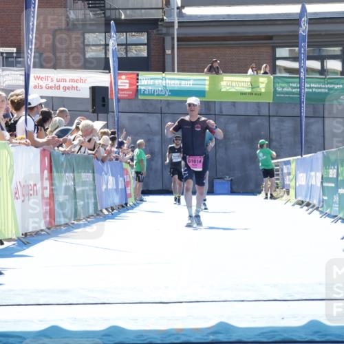 09.08.2026 - GEWOBA Citytriathlon Bremen Yannick Fuchs http://msf.ph/oto/9945574 09.08.2026 14:26:16 Ziel 1014, 1014 meine-sportfotos.de