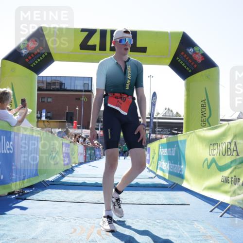 09.08.2026 - GEWOBA Citytriathlon Bremen Yannick Fuchs http://msf.ph/oto/9945604 09.08.2026 14:26:26 Ziel 540, 592, 1113, 1120 meine-sportfotos.de