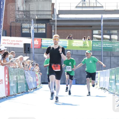09.08.2026 - GEWOBA Citytriathlon Bremen Yannick Fuchs http://msf.ph/oto/9945610 09.08.2026 14:26:28 Ziel 540, 592, 1113, 1120 meine-sportfotos.de