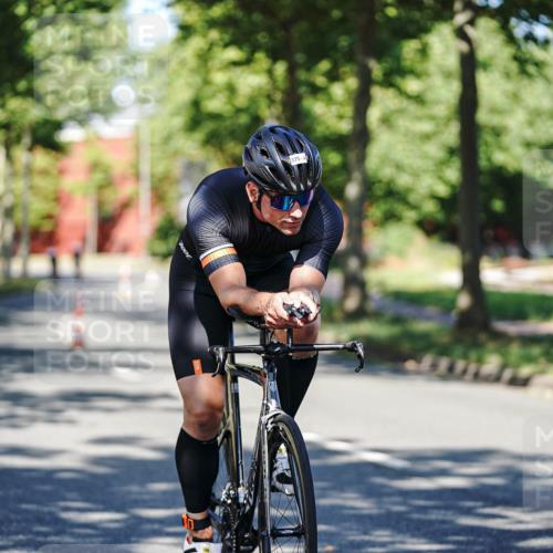 09.08.2026 - GEWOBA Citytriathlon Bremen Michael Burmester http://msf.ph/oto/9945616 09.08.2026 10:43:27 Radfahren 290, 315, 319, 375, 463 meine-sportfotos.de