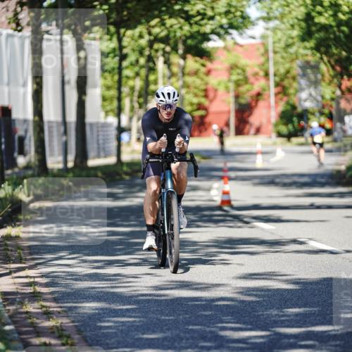 09.08.2026 - GEWOBA Citytriathlon Bremen Michael Burmester http://msf.ph/oto/9945628 09.08.2026 10:43:36 Radfahren 290, 293, 315, 319, 375, 517 meine-sportfotos.de