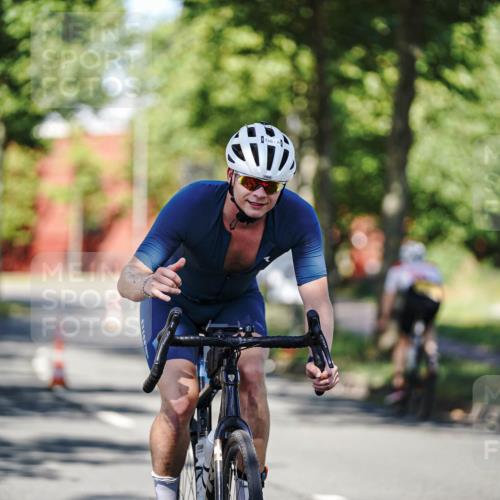 09.08.2026 - GEWOBA Citytriathlon Bremen Michael Burmester http://msf.ph/oto/9945651 09.08.2026 10:43:51 Radfahren 296, 336, 402 meine-sportfotos.de