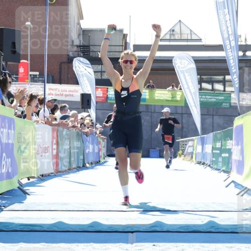 09.08.2026 - GEWOBA Citytriathlon Bremen Yannick Fuchs http://msf.ph/oto/9945665 09.08.2026 14:27:24 Ziel 798, 864, 956 meine-sportfotos.de