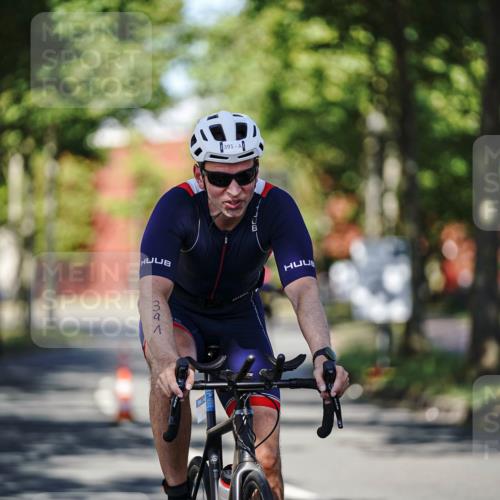 09.08.2026 - GEWOBA Citytriathlon Bremen Michael Burmester http://msf.ph/oto/9945749 09.08.2026 10:45:00 Radfahren 59, 221, 231, 338, 342, 391, 395, 519 meine-sportfotos.de