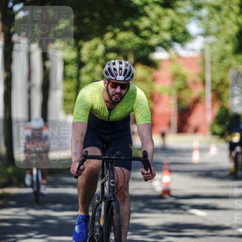 09.08.2026 - GEWOBA Citytriathlon Bremen Michael Burmester http://msf.ph/oto/9945786 09.08.2026 10:45:54 Radfahren 339, 400, 465, 478, 528 meine-sportfotos.de