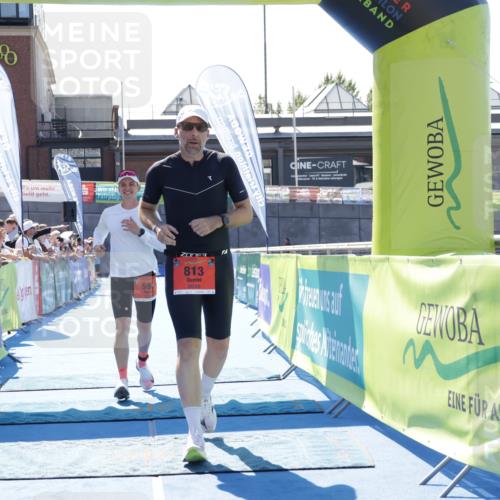 09.08.2026 - GEWOBA Citytriathlon Bremen Yannick Fuchs http://msf.ph/oto/9945787 09.08.2026 14:29:01 Ziel 593, 813 meine-sportfotos.de