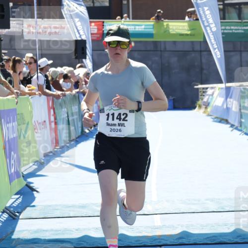 09.08.2026 - GEWOBA Citytriathlon Bremen Yannick Fuchs http://msf.ph/oto/9945904 09.08.2026 14:30:17 Ziel 1142 meine-sportfotos.de