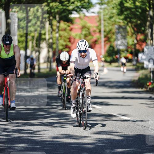 09.08.2026 - GEWOBA Citytriathlon Bremen Michael Burmester http://msf.ph/oto/9945917 09.08.2026 10:47:06 Radfahren 103, 125, 131, 249, 304, 329, 359, 362, 368, 382, 392 meine-sportfotos.de