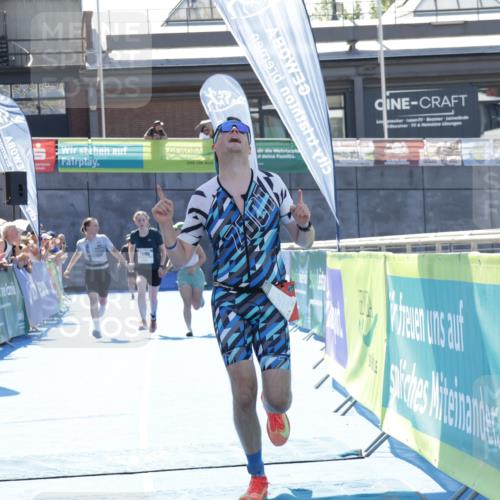 09.08.2026 - GEWOBA Citytriathlon Bremen Yannick Fuchs http://msf.ph/oto/9945931 09.08.2026 14:31:32 Ziel 738, 1105 meine-sportfotos.de