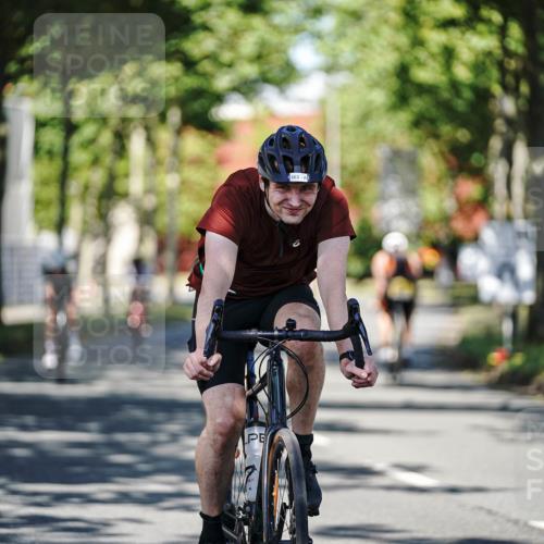09.08.2026 - GEWOBA Citytriathlon Bremen Michael Burmester http://msf.ph/oto/9945973 09.08.2026 10:47:52 Radfahren 25, 295, 363, 396, 437 meine-sportfotos.de