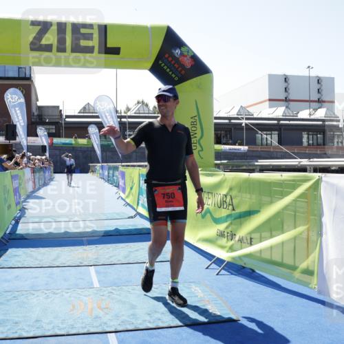 09.08.2026 - GEWOBA Citytriathlon Bremen Yannick Fuchs http://msf.ph/oto/9945974 09.08.2026 14:31:52 Ziel 750, 762 meine-sportfotos.de